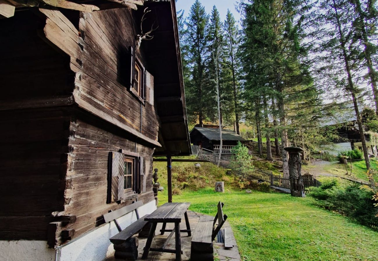 Blockhütte in Bad Kleinkirchheim - Chalet Hüttentraum by Globalimmoservice