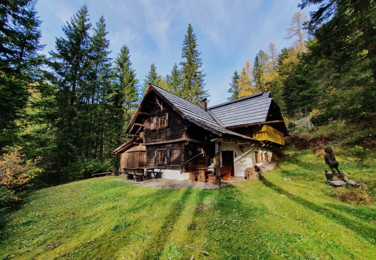 Blockhütte in Bad Kleinkirchheim - Chalet Hüttentraum by Globalimmoservice