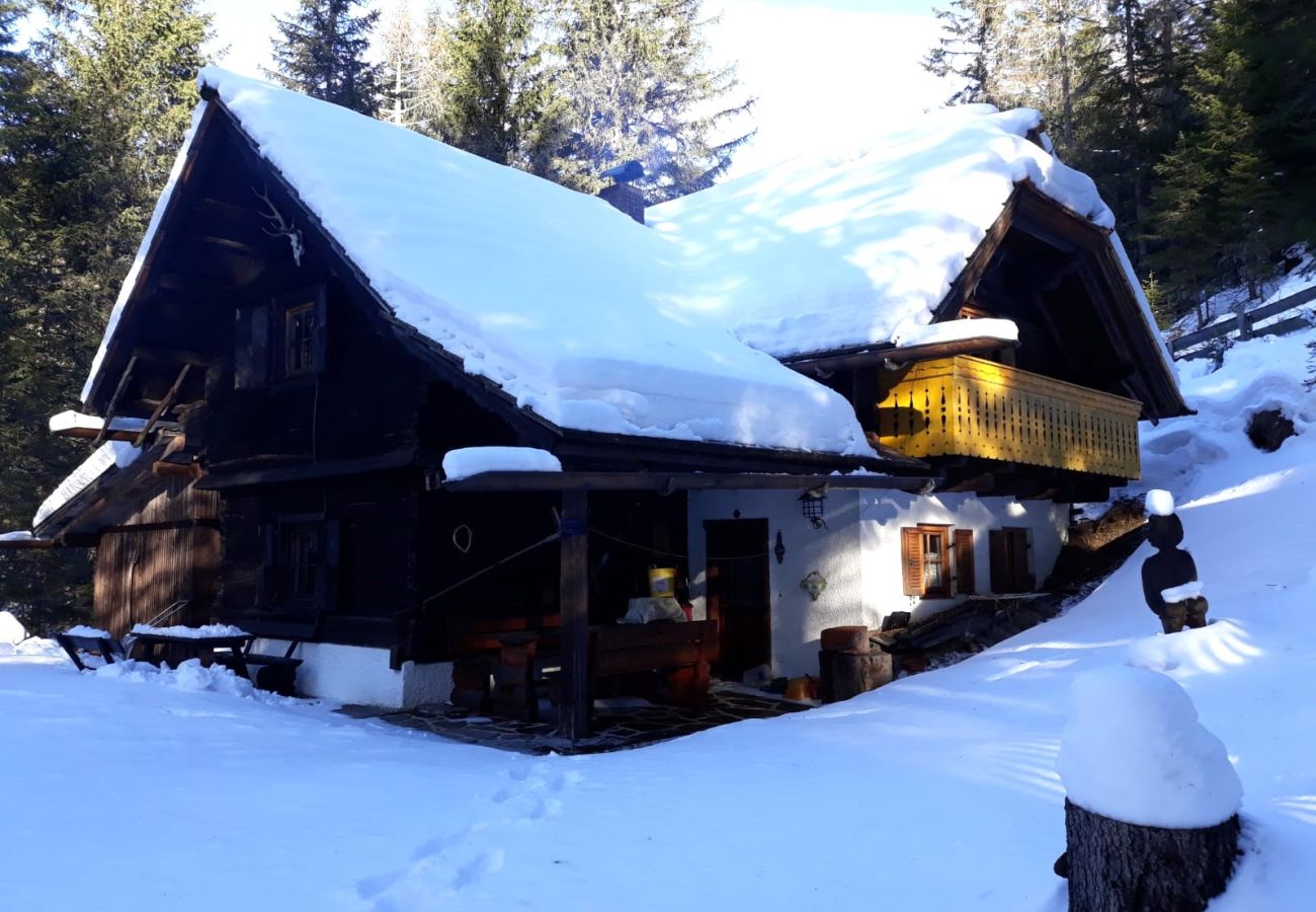 Blockhütte in Bad Kleinkirchheim - Chalet Hüttentraum by Globalimmoservice