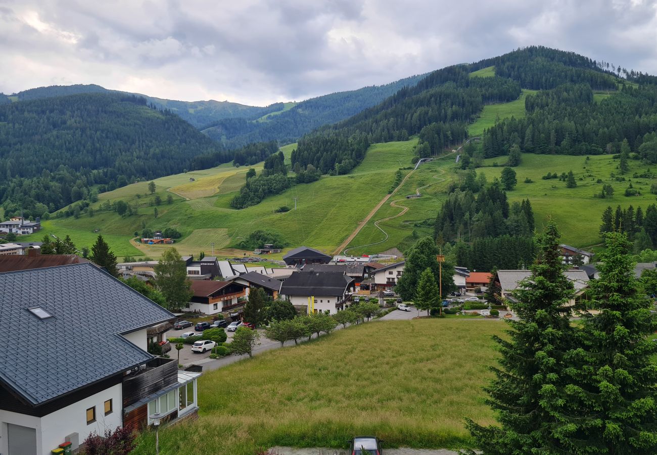 Apartment in Bad Kleinkirchheim - Haus Margaret by Globalimmoservice